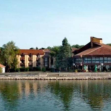 Hotel Golubacki Grad Galambóc Kültér fotó