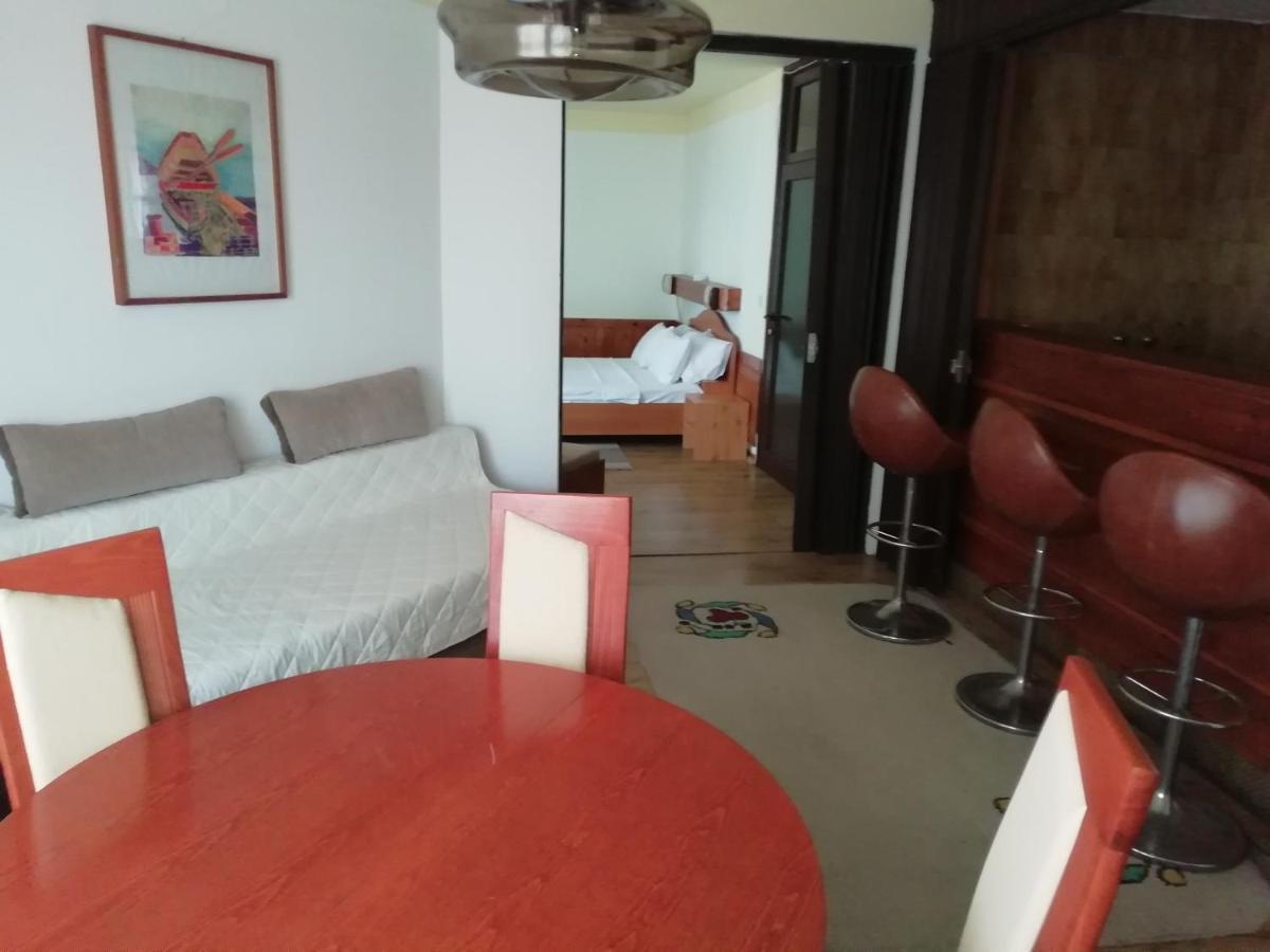 Hotel Golubacki Grad Galambóc Kültér fotó