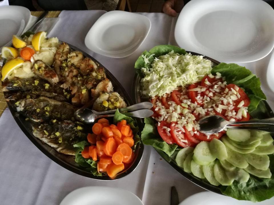 Hotel Golubacki Grad Galambóc Kültér fotó
